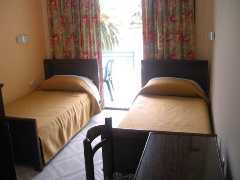 Hotel Ari Sarande Bagian luar foto