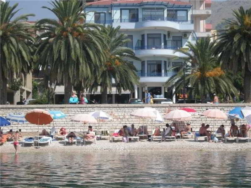 Hotel Ari Sarande Bagian luar foto
