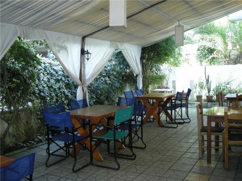 Hotel Ari Sarande Bagian luar foto