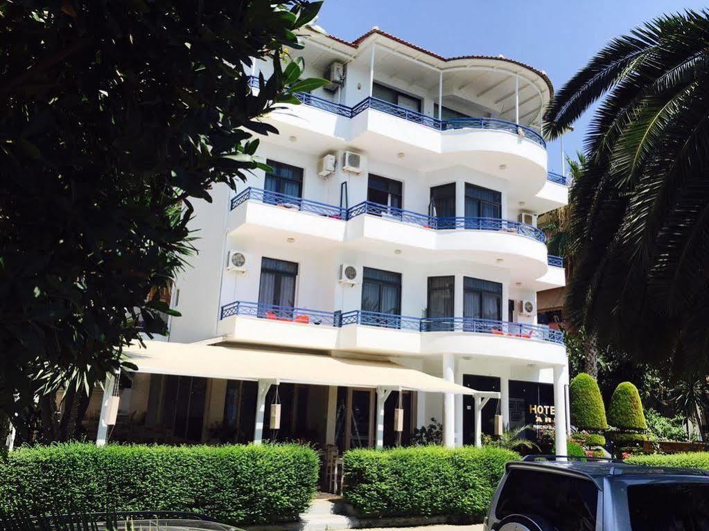 Hotel Ari Sarande Bagian luar foto